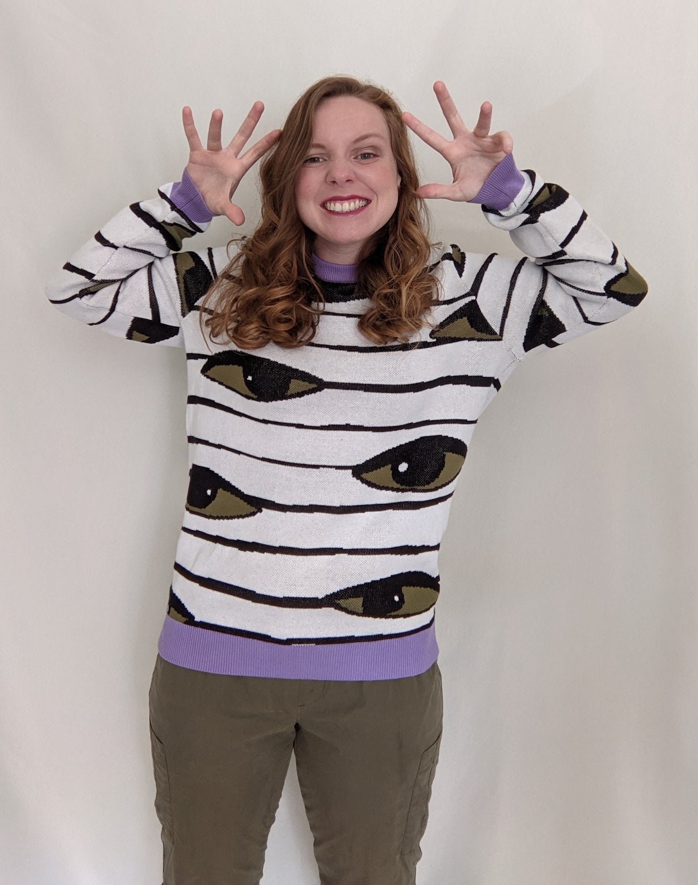Eyes Wide Open Sweater - Sleepy Peach